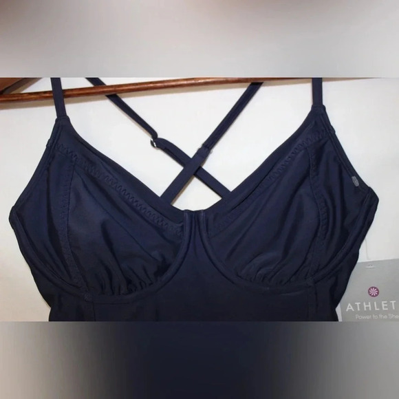 NWT Women’s Athleta Kaimana Tankini Bathing Suit Swim Top Size 32 D/DD Tall - Picture 4 of 15